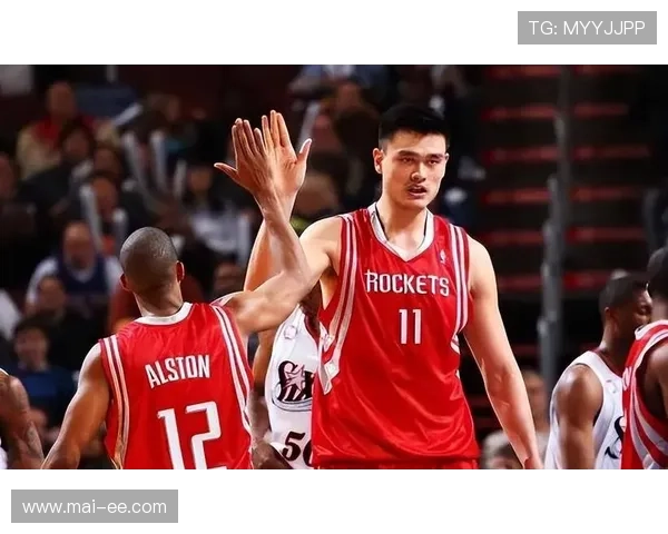 nbalive姚明怎么在直播中展现篮球魅力与个人风采的独特方式