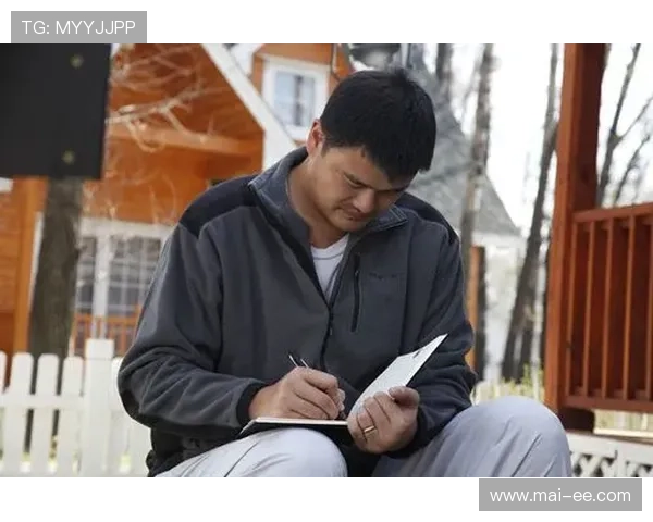 小虫与姚明的较量:一场跨越体型的奇妙对决与友谊之旅